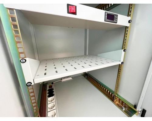 Полка консольная 19" 200